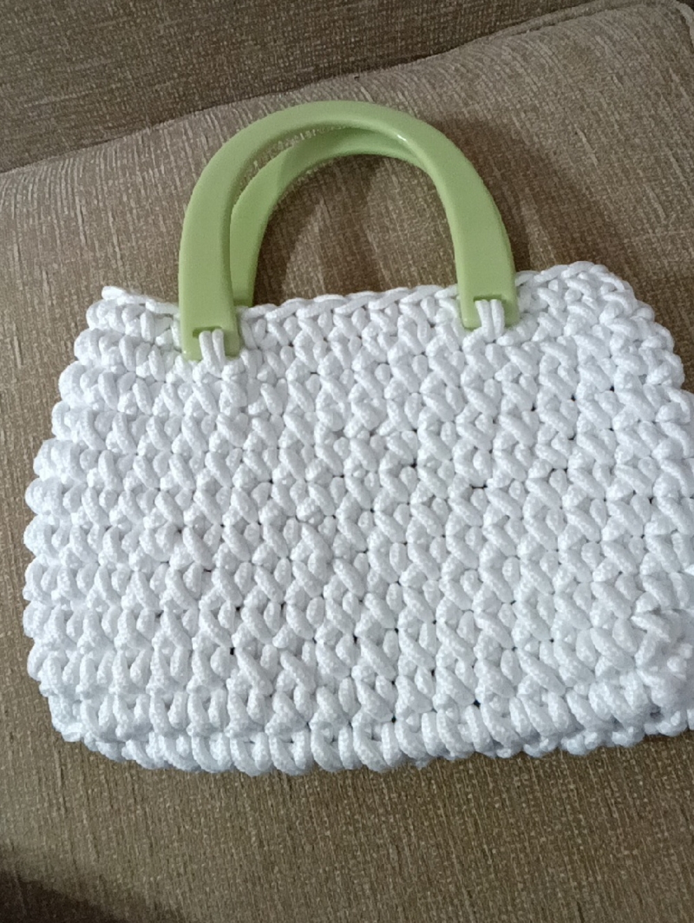 HANDMADE White Crochet Handbag with Light Green Handles SIZE 11" - Picture 5 of 6